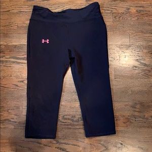 Under Armour black Capri leggings